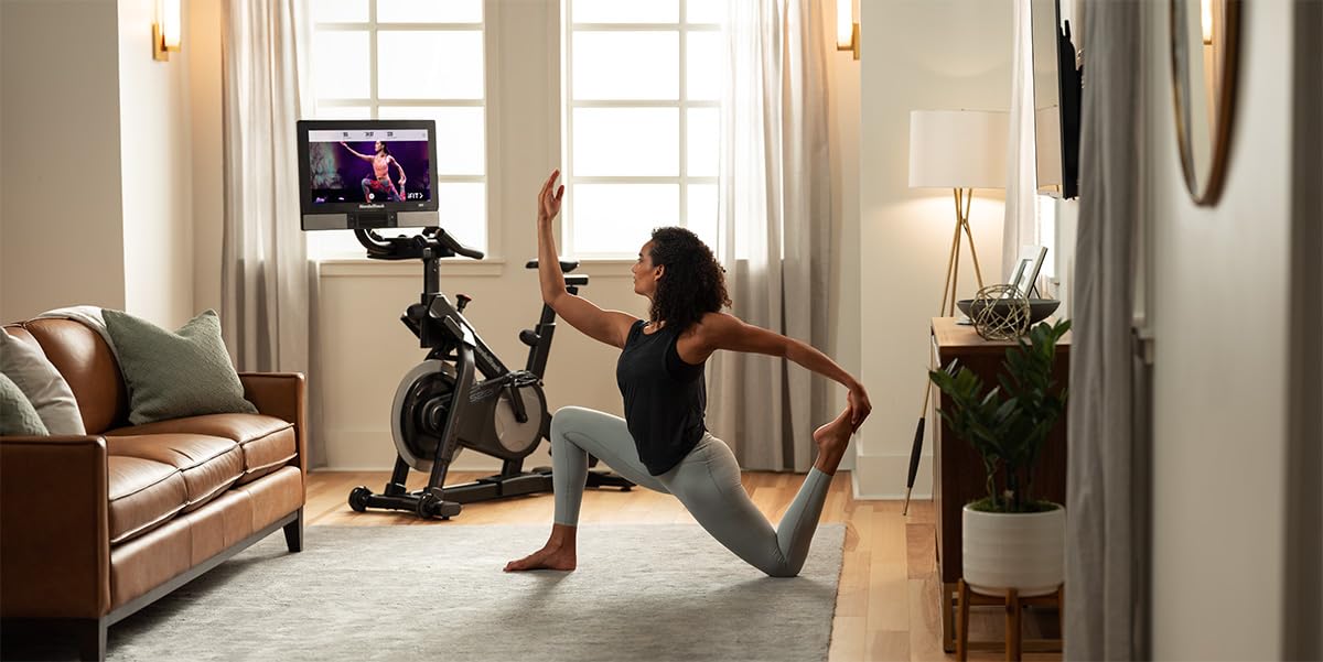 NordicTrack Commercial S22i Studio Cycle with 22” HD Touchscreen,Black