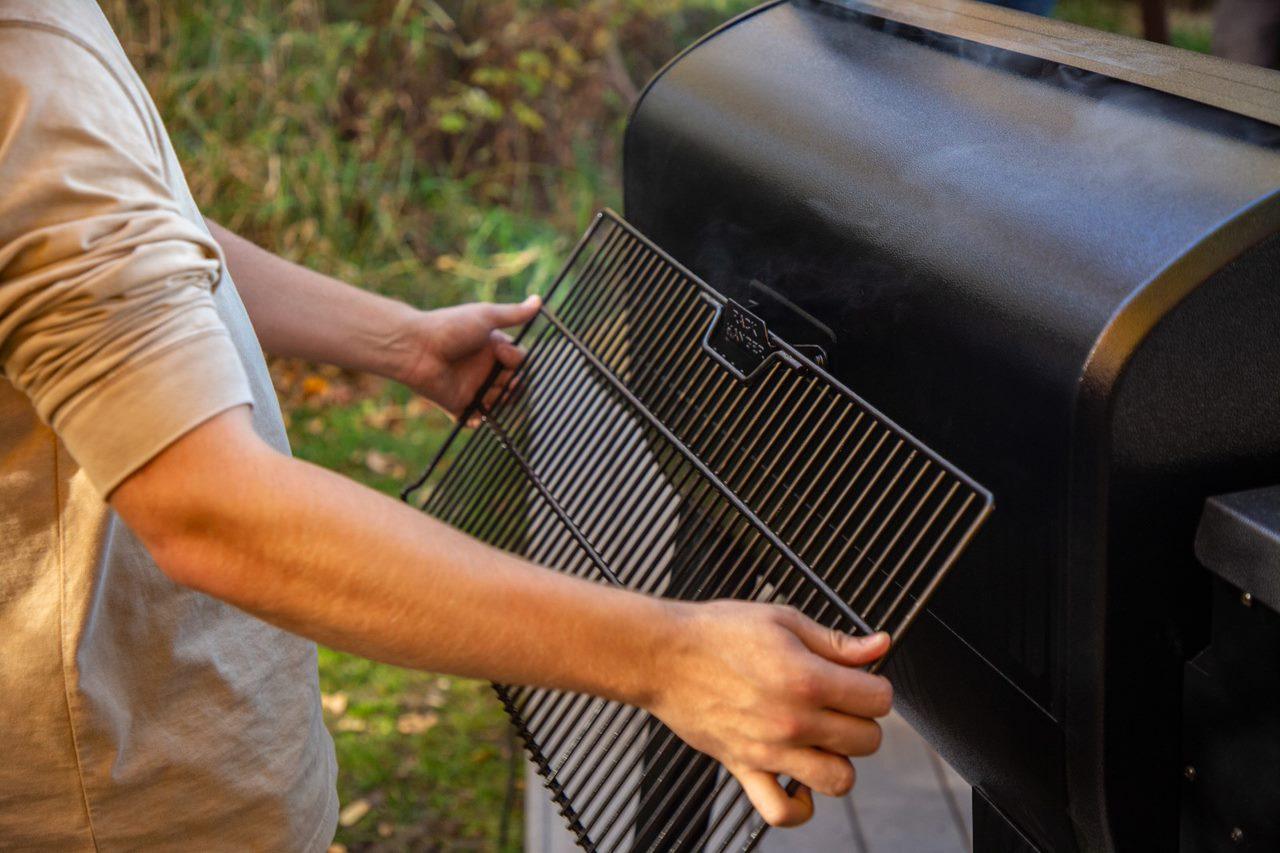 Pit Boss Pro 1600 WiFi Pellet BBQ Grill