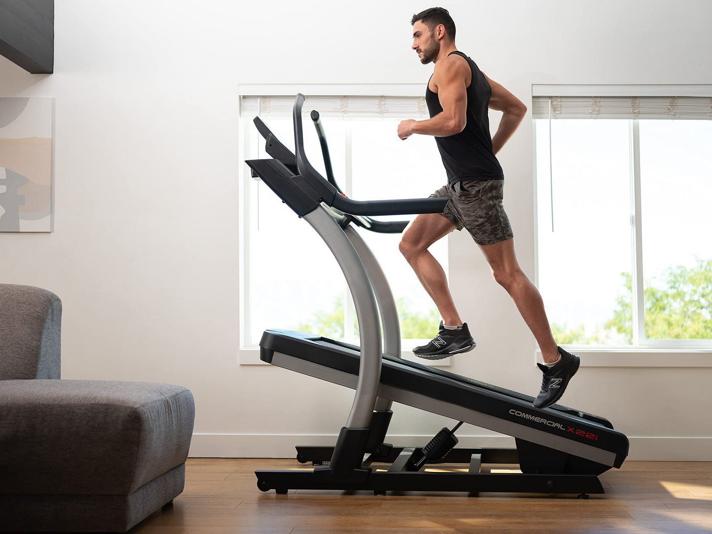 NordicTrack Commercial X22i Incline Treadmill with 40%