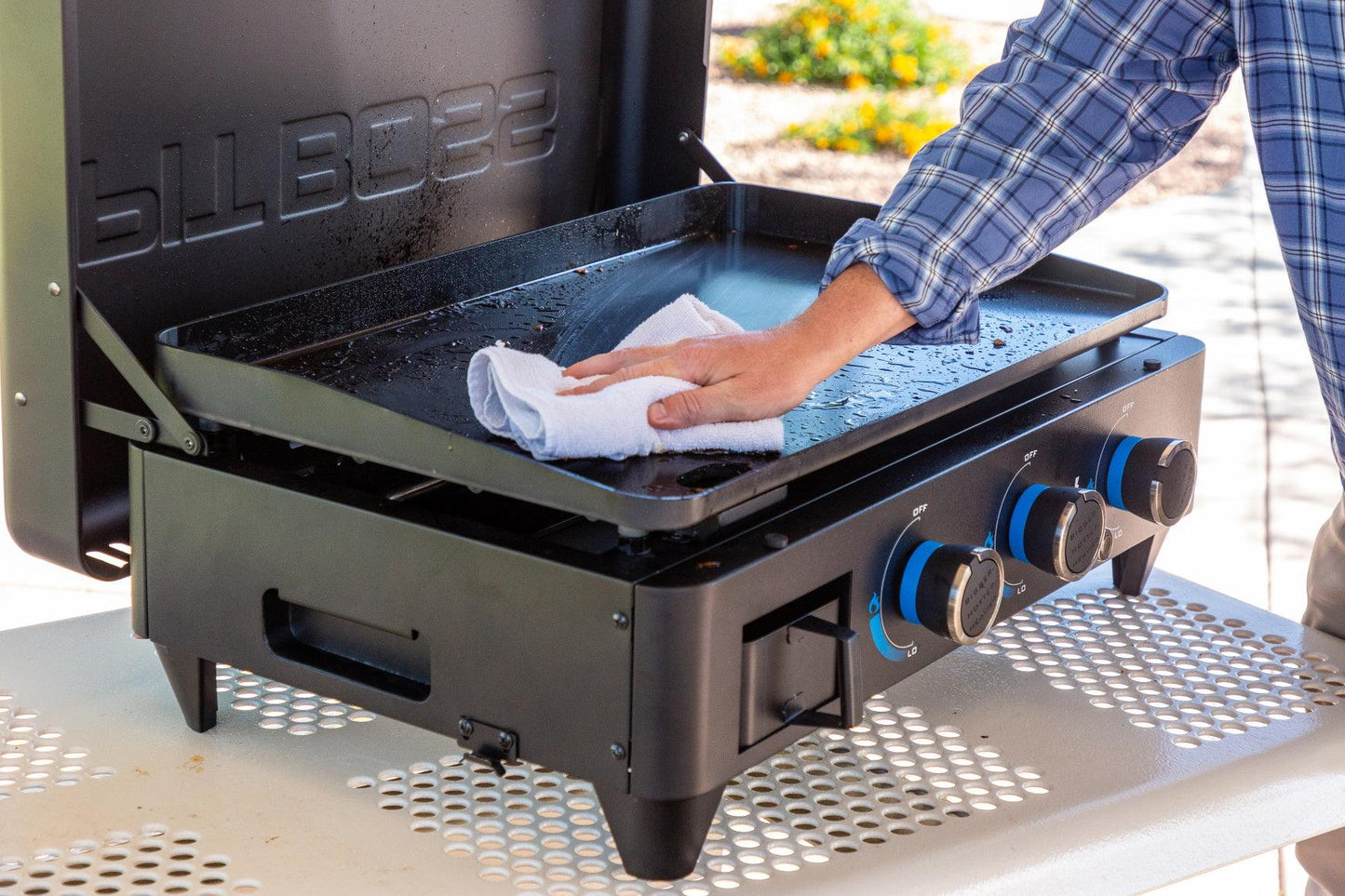 Pit Boss 3 Burner Ultimate Plancha Griddle with COVER + TOOL SET