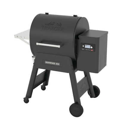 Traeger Ironwood 650 BBQ Wood Pellet Grill with Cover and Shelf