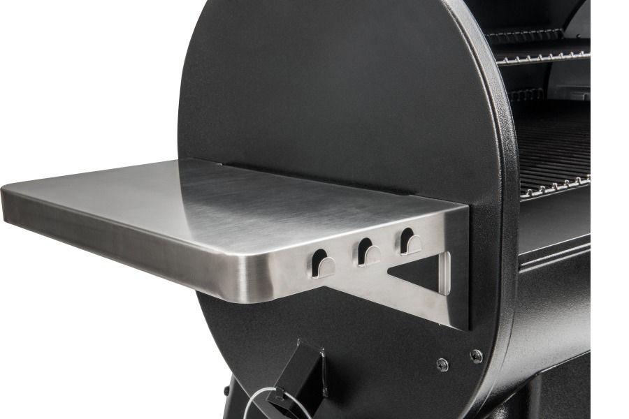 Traeger Ironwood 650 BBQ Wood Pellet Grill with Cover and Shelf